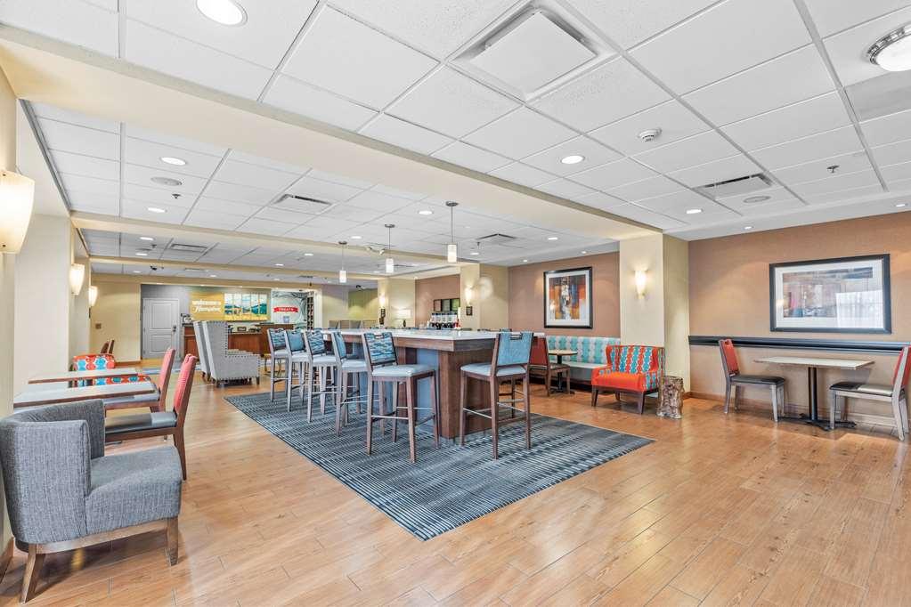 Hampton Inn Denver Northeast-Брайтон Интерьер фото